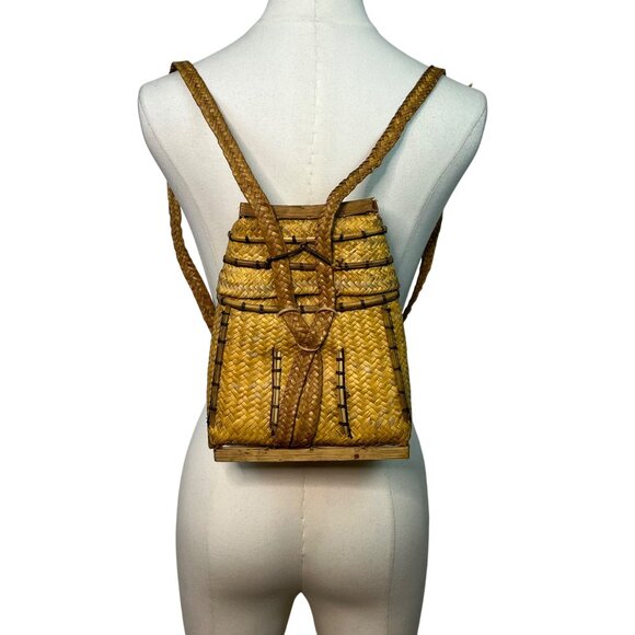 Vintage Handcrafted Philipines Natural Woven Straw Pasikin Basktet Size S - Picture 2 of 9